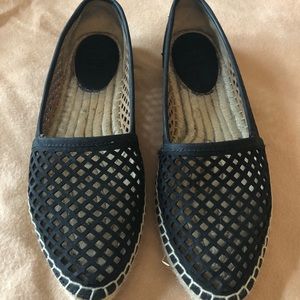 Frye Women’s Lee A Line Perf, black, size 9